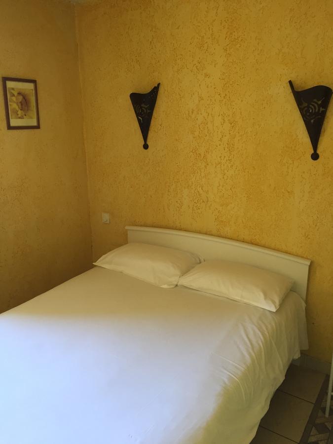 Hôtel Le Salagou Clermont-l'Herault Exterior foto